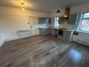 Kitchen/Lounge- click for photo gallery